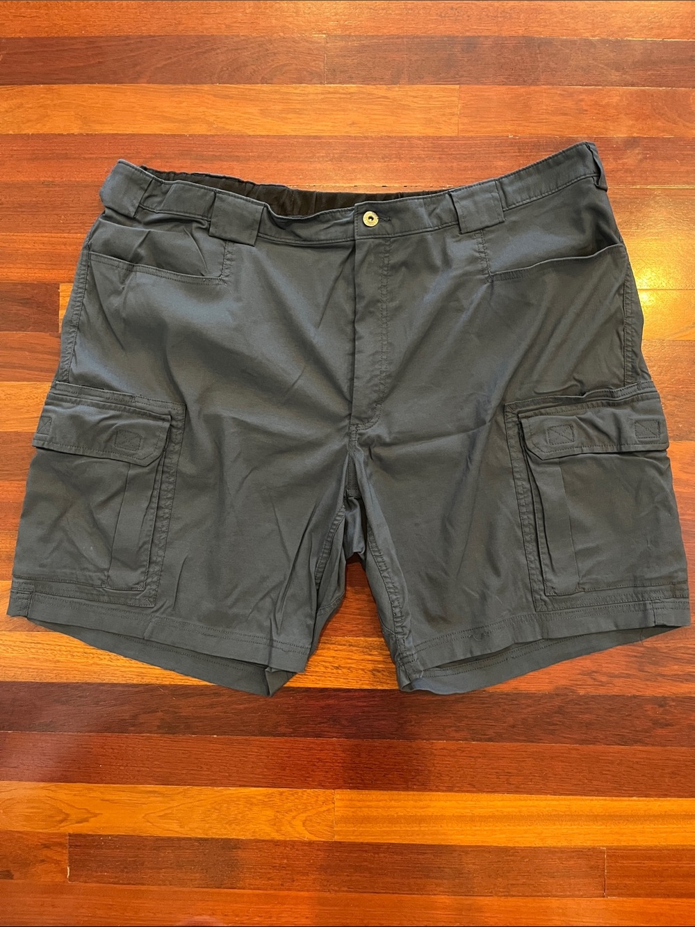 Mens 3XL Duluth Dry on the fly deep blue cargo shorts